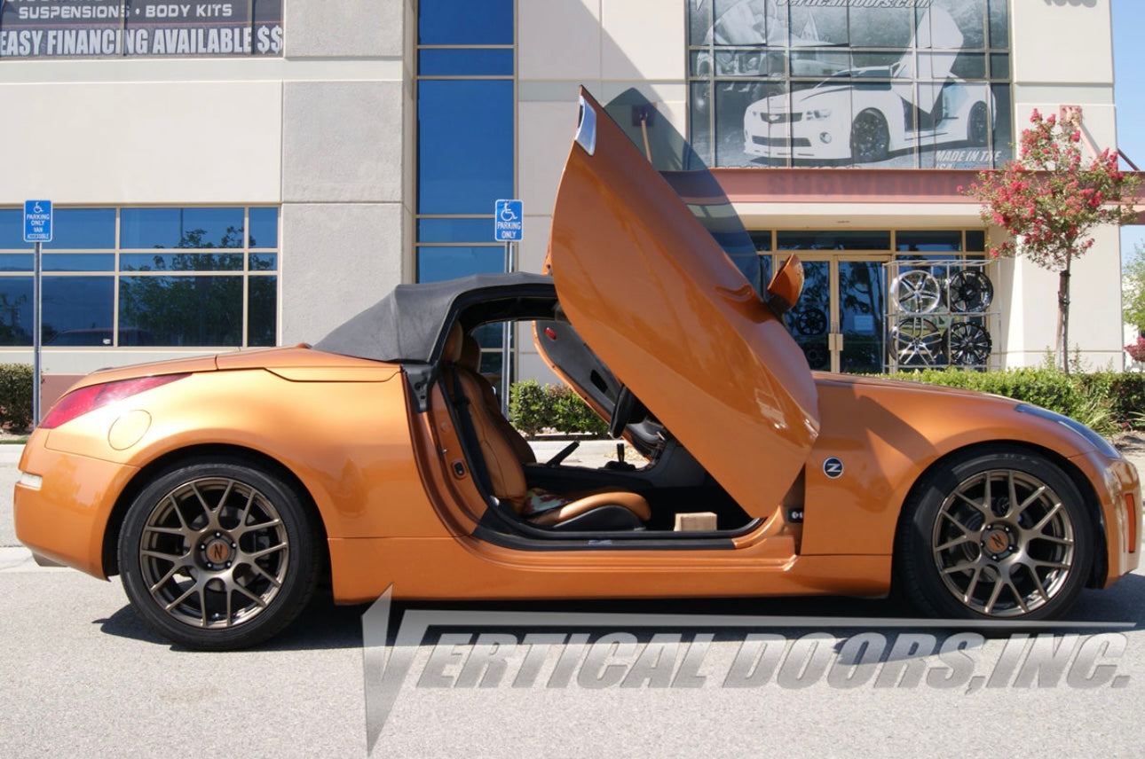 Nissan 350Z (2003-2009) Vertical Doors Kit + At-Home Installation