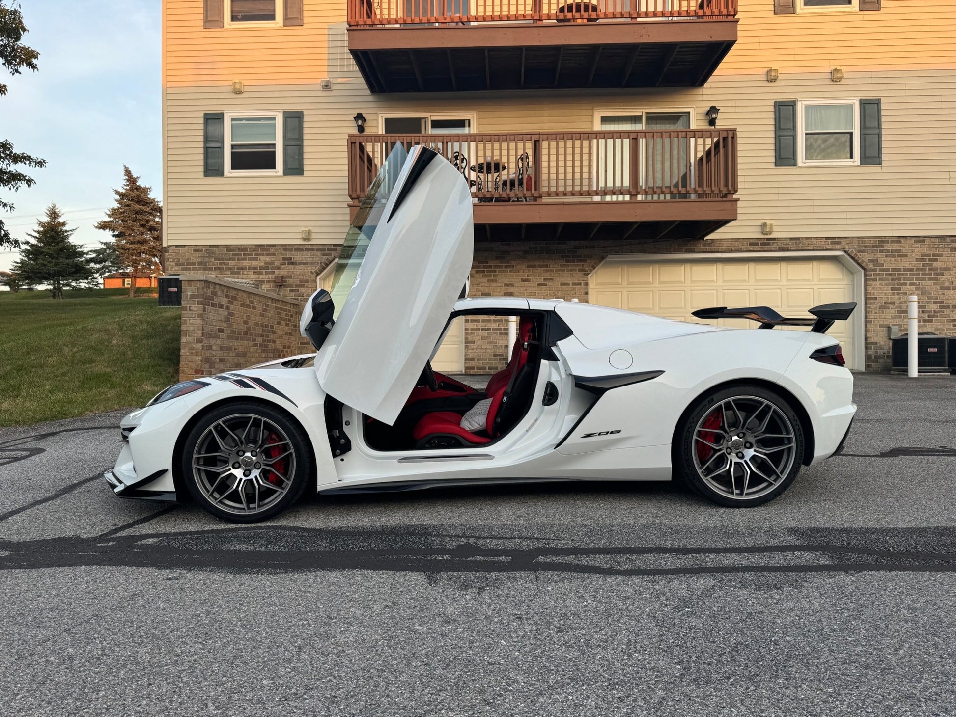 C8 Corvette Z06 and E - Ray - Install Only! USA - Bokeyno Motorsports